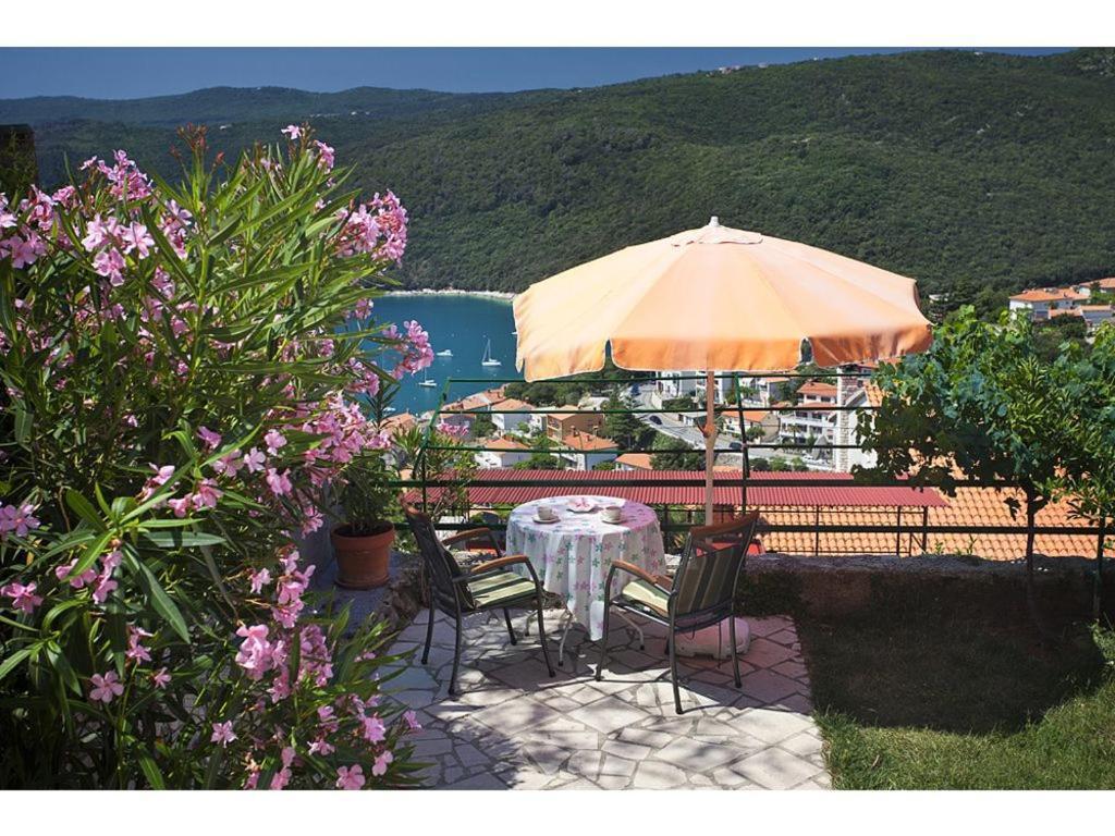Apartments Magnolia Rabac Exterior foto